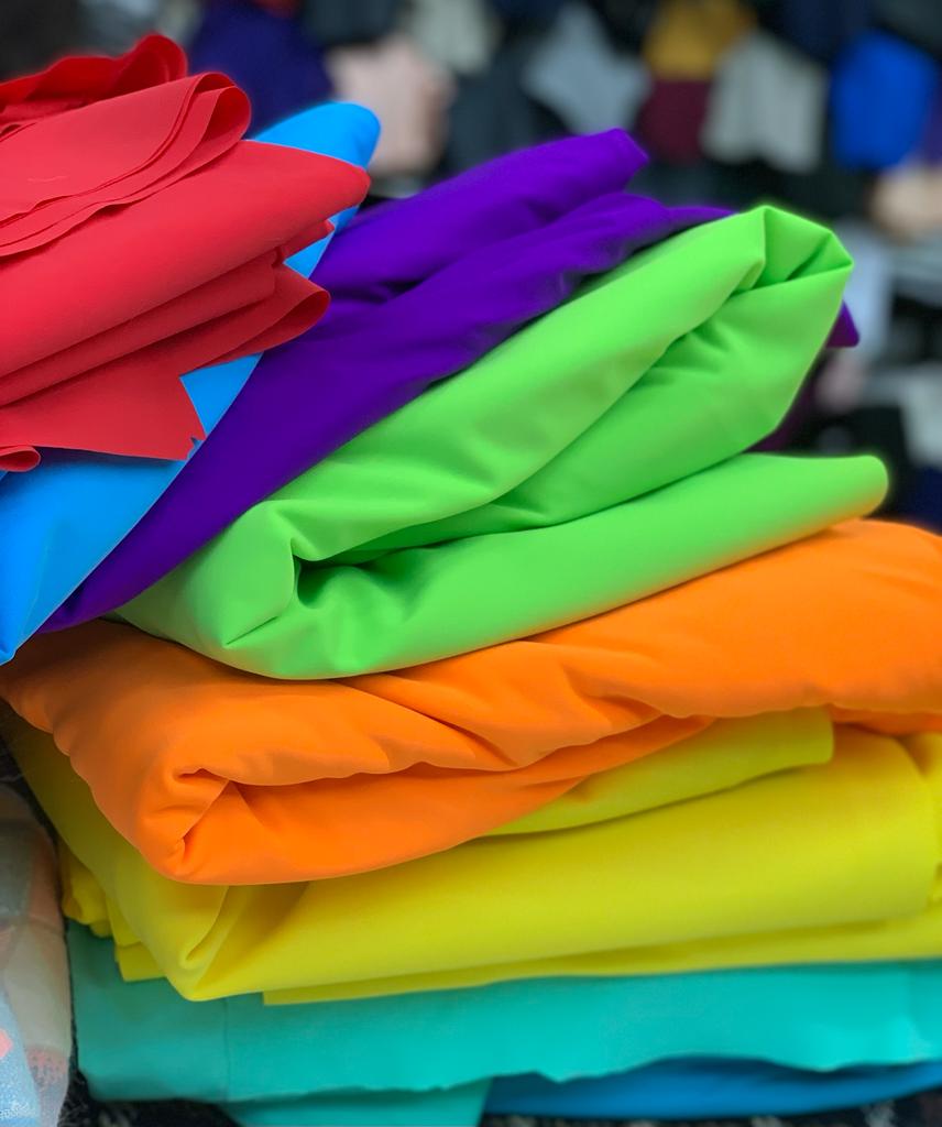 giochi per cani in materiale resistente spandex made in Italy.Scopri Pawee